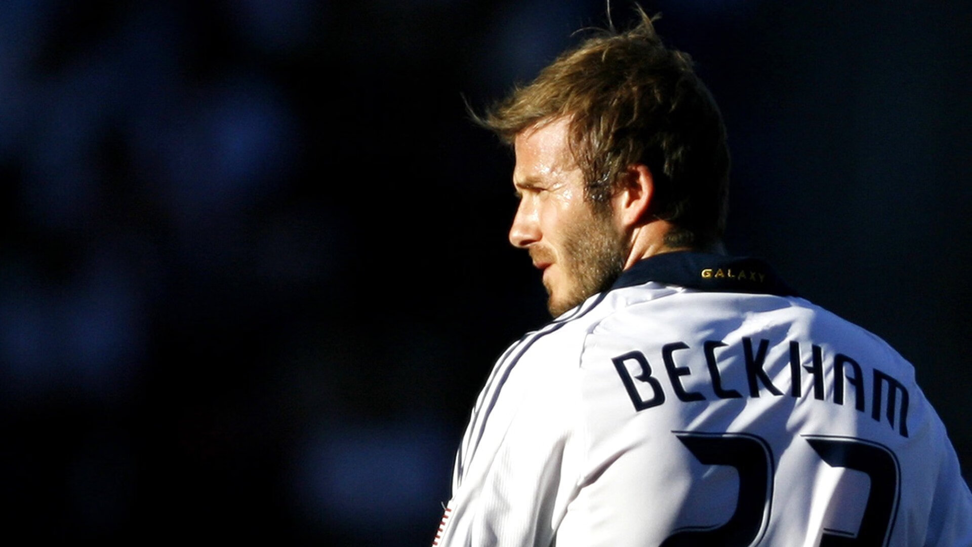 布伦森单核导演逆袭大戏!爵士末节窒息防守绞杀深圳,争冠战露出獠牙